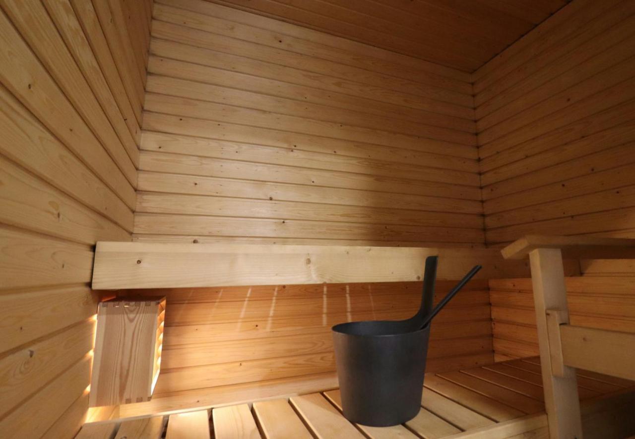 Convenient For 4 With Sauna Apartment
